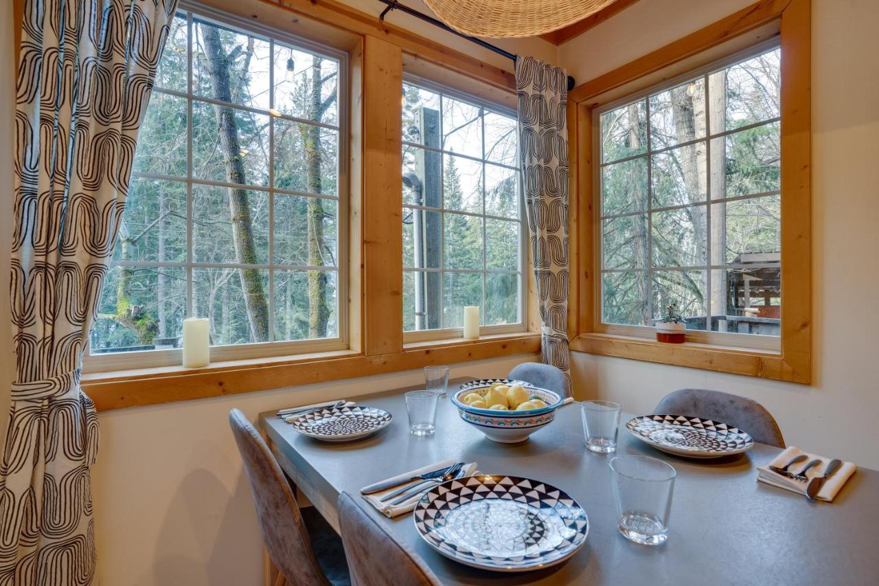 With Private Hot Tub! Leavenworth